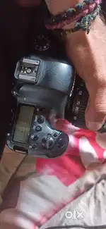 Canon 6D mark 2 with canon 24.105mm lance for sell