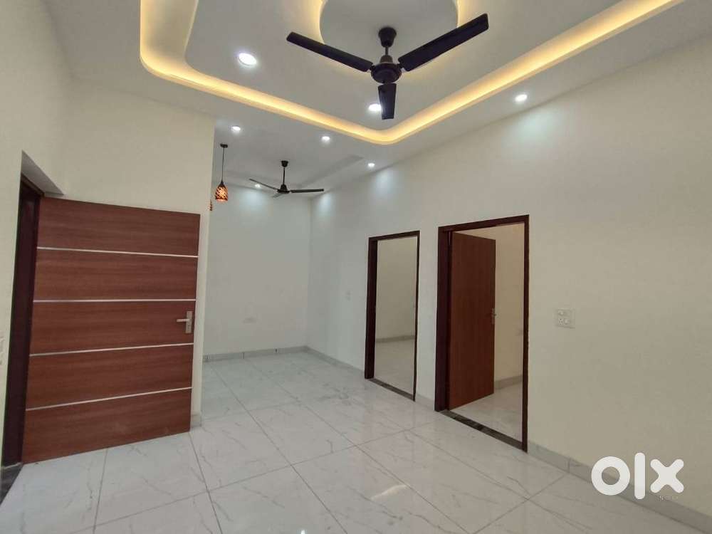 140 GAJ 3 BHK HOUSE FOR SALE