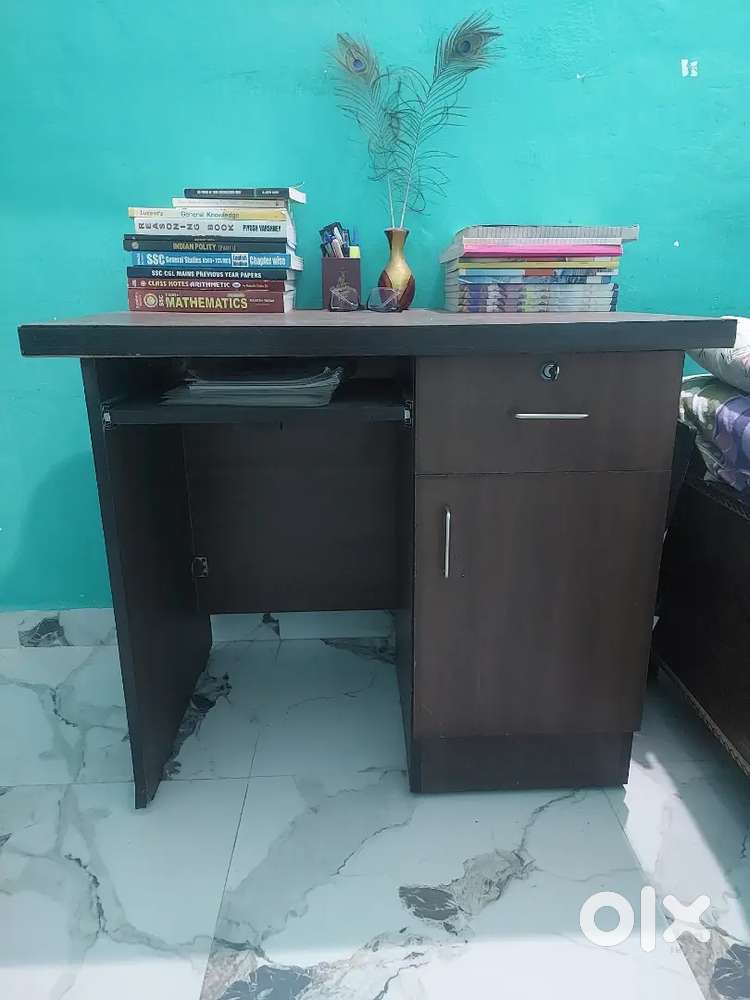 Computer table study table