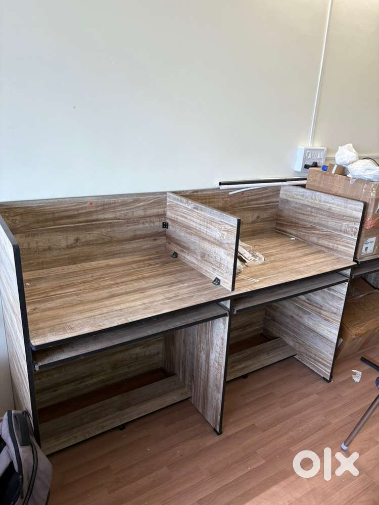 Office employee table - 2 Table - 4Members Seating