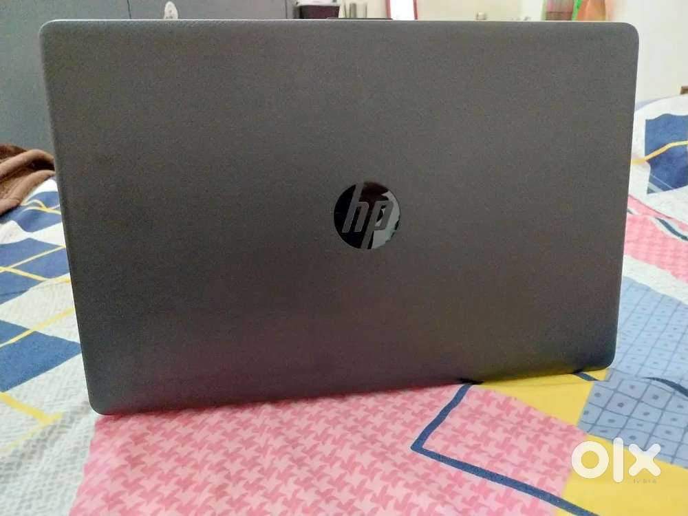 HP  LAPTOP