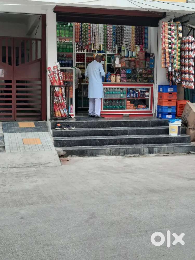 Rent shop, fully furnished nd good condition. Running sale shop