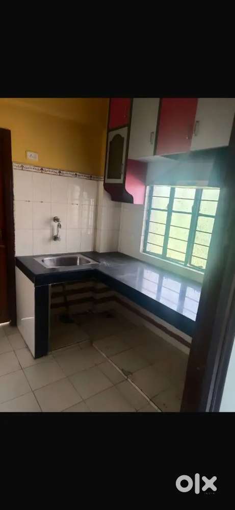 2bhk flat(4th floor) 200m from  Hari Om Tower