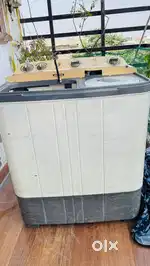 Videocon semi-automatic washing machine in working condition