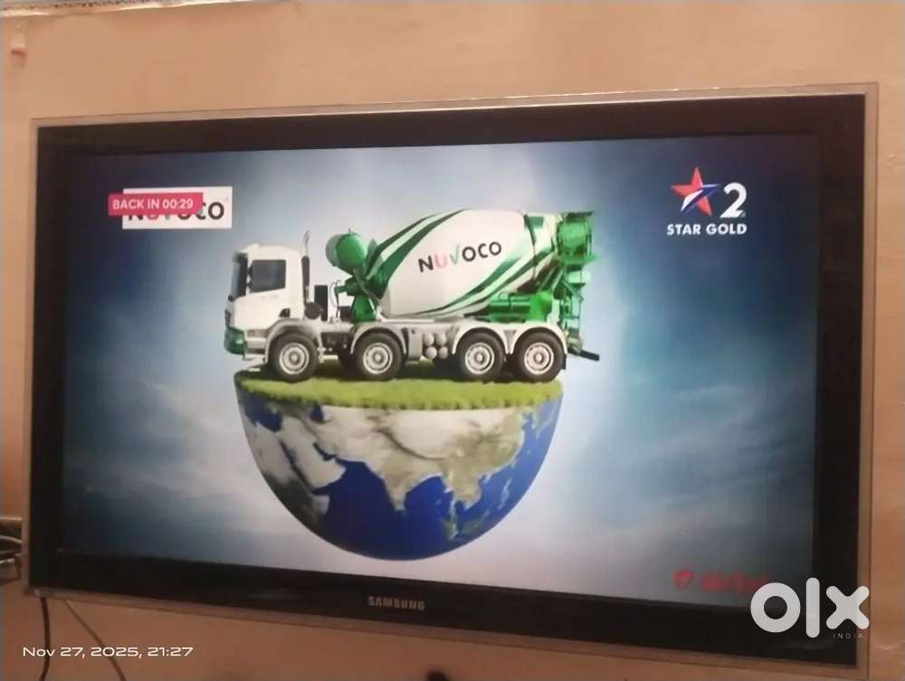 SAMSUNG 42inch LCD TV