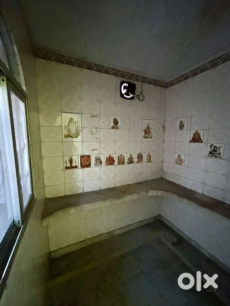 1BHK with new item by Owner