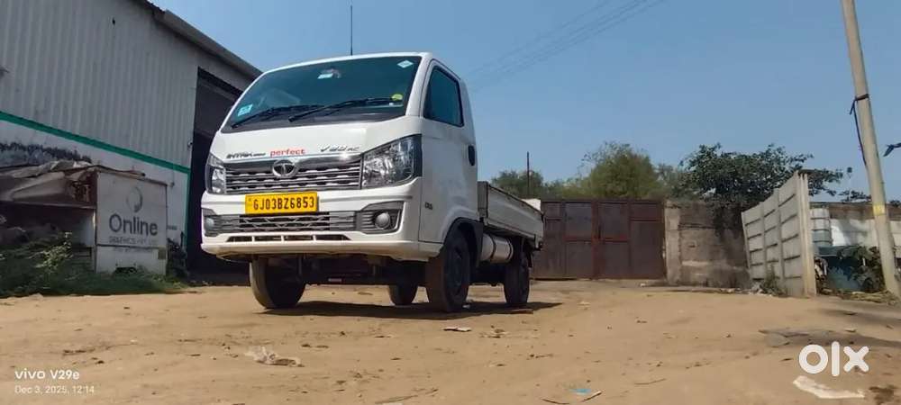 Tata intra v20 new