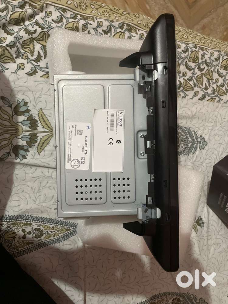 Skoda original 7 inch touch infotainment system for sale.