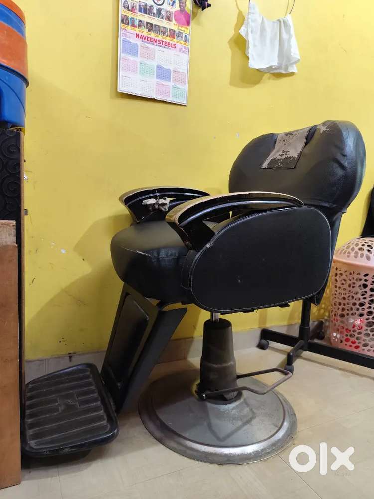 Hair saloon items