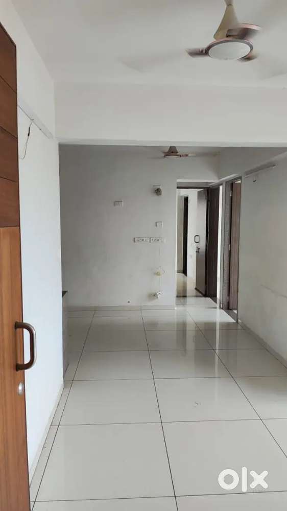 3 Bhk Flat For Rent In Shela - Kitchen Furnished