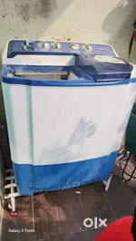 Semi automatic washing machine