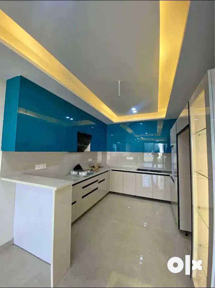 Looking for in 3bhk flat semi furnished Noida extension mein