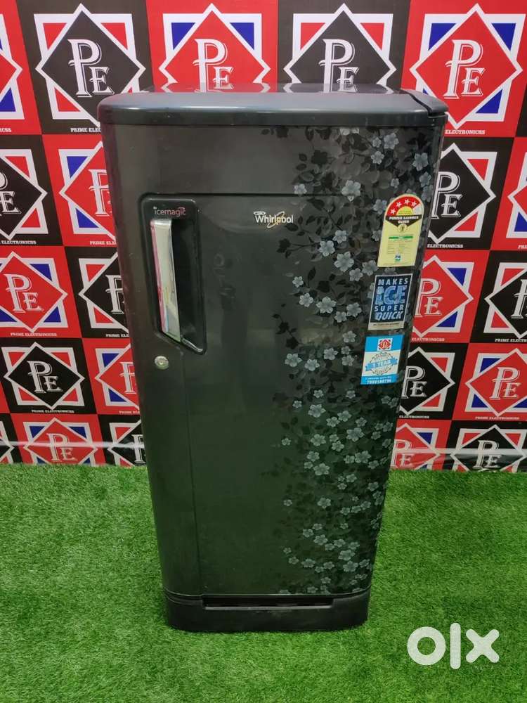^€ Single door fridge with extra stand and 5 star rating 1 year ,,,
