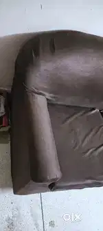1 - 3 seater sofa ; 2 - 1 seater sofa ; 1 center table