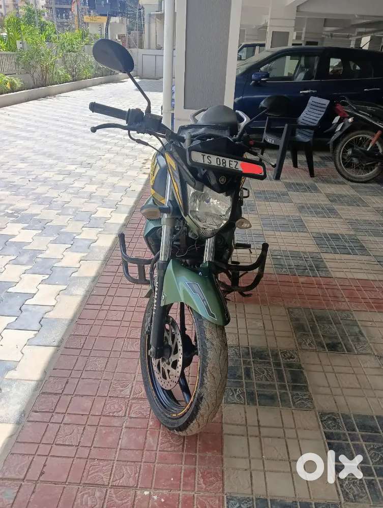 Yamaha fzs v2 2016 model