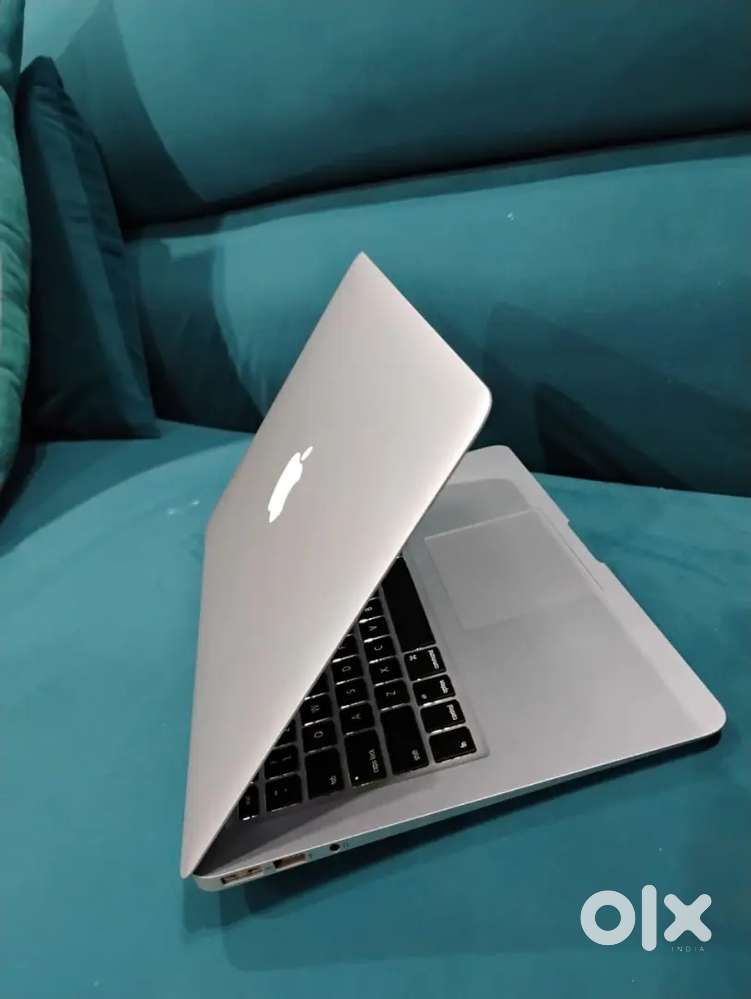 Macbook air 4gb ram 128gb internal
