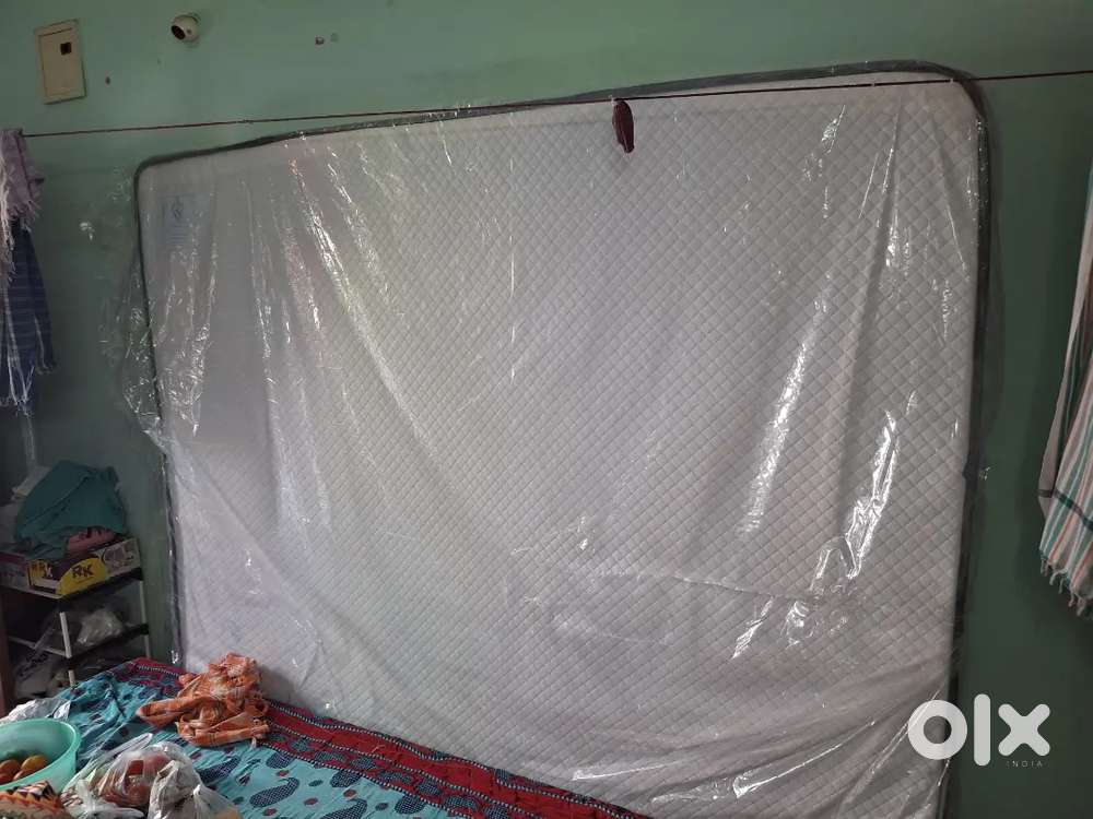 Brand new and not used kurlon bed 78/72/6