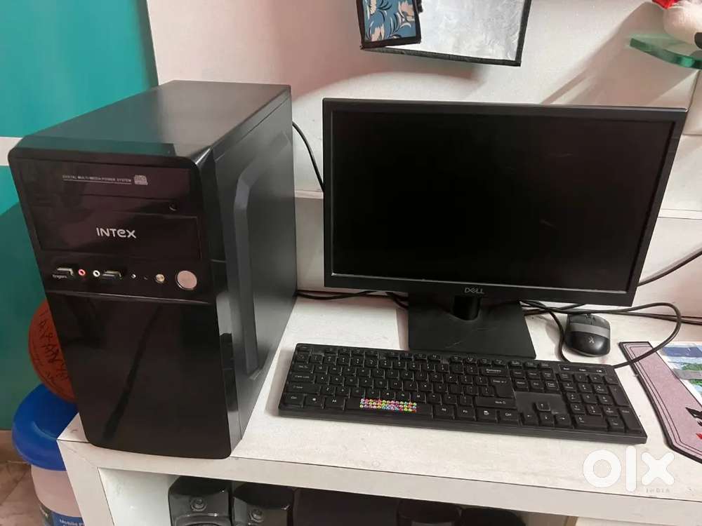 Dell PC with Wireless Mouse and Keyboard