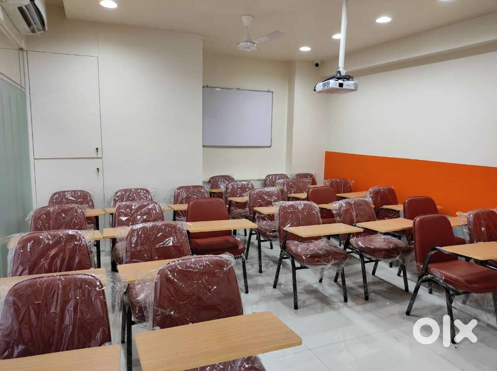 Ready-to-Move 3rd Floor Furnished Office Space for Rent in Motera