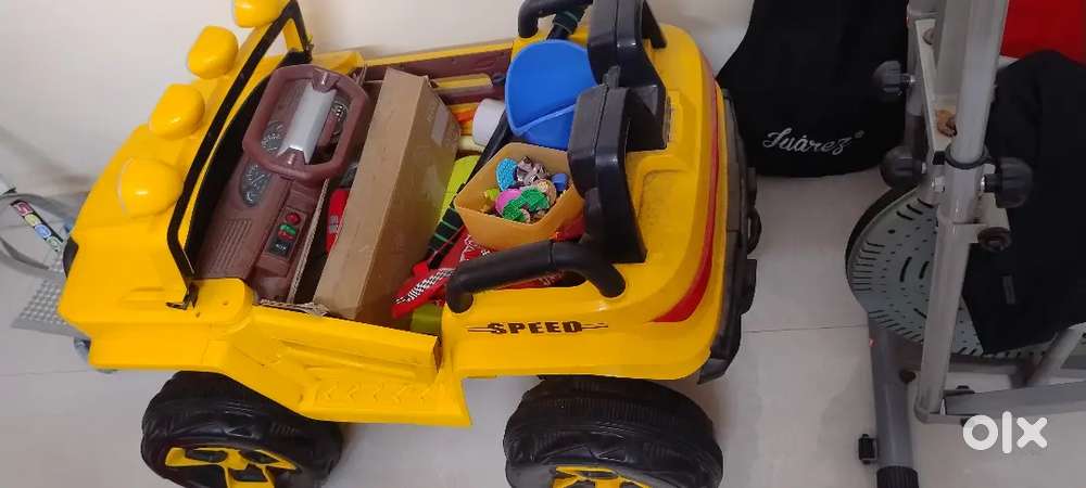Toy car / jeep yellow colur