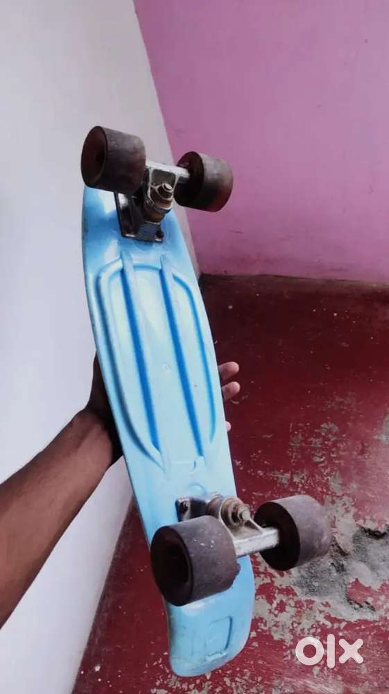 Skating board