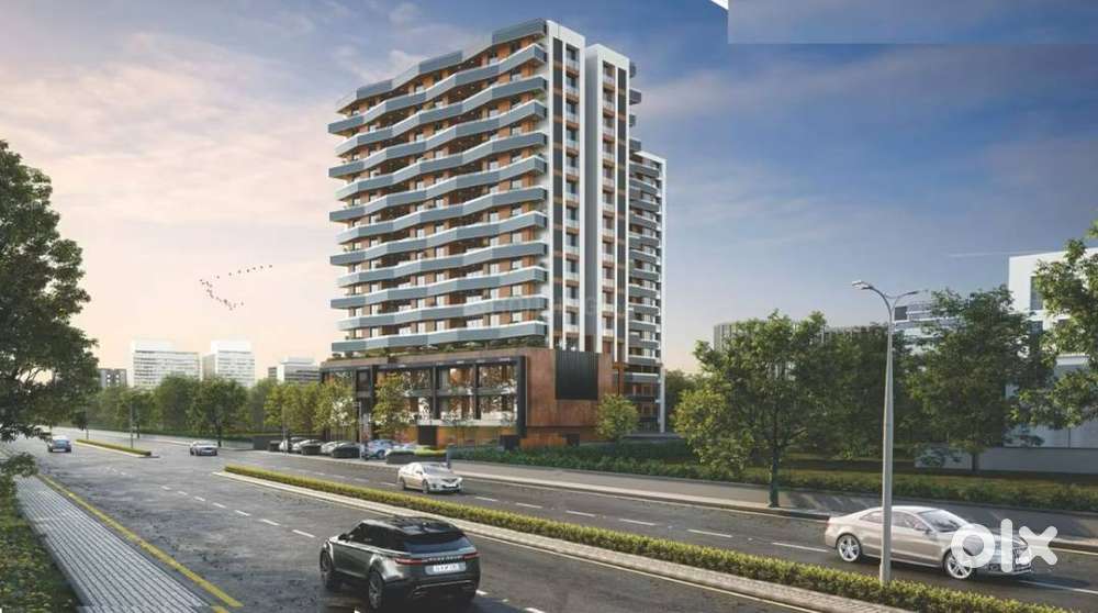 NEWLY CONSTRUCTED SHOP ON FIRST FLOOR