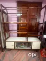 Clothes hanging stand