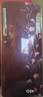 Single door fridge samsung used for just 3 years..price negotiable