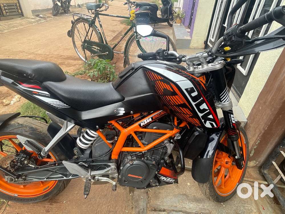 KTM DUKE 390 2015
