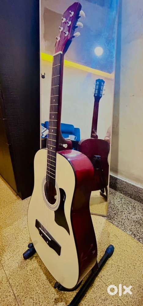 Juarez acoustic guitar