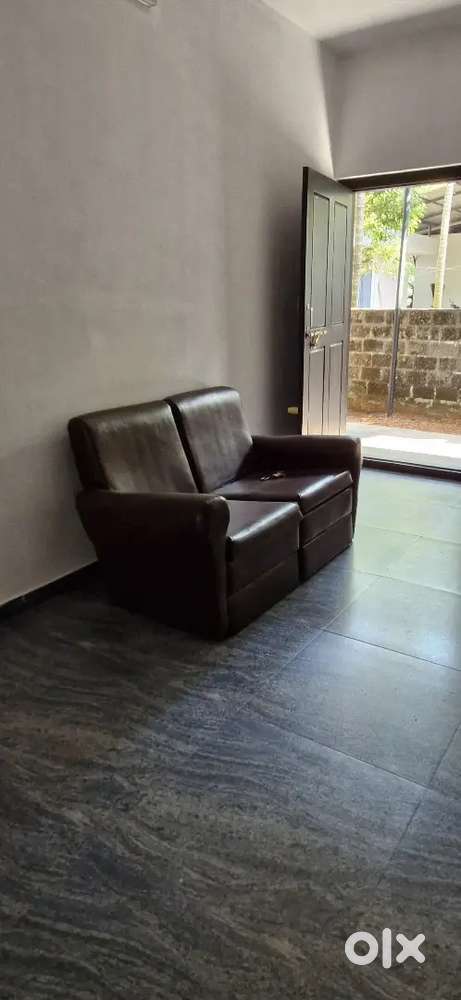 Newly constructed  flat for rent at Balussery