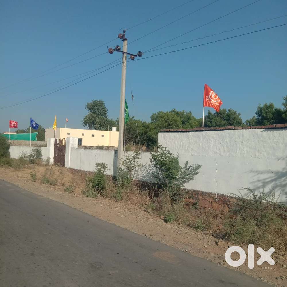 418 Yards (350 meters) Plot For sale on mian devnagar highway