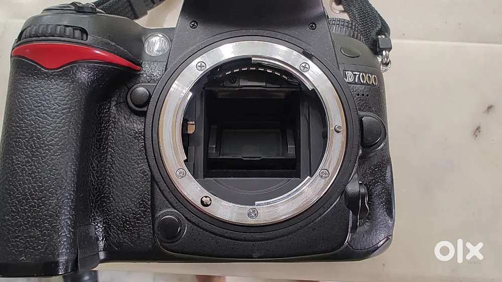 Nikon D7000 for sale
