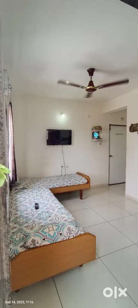 1BHK Flat, Mavadi Chowkdi