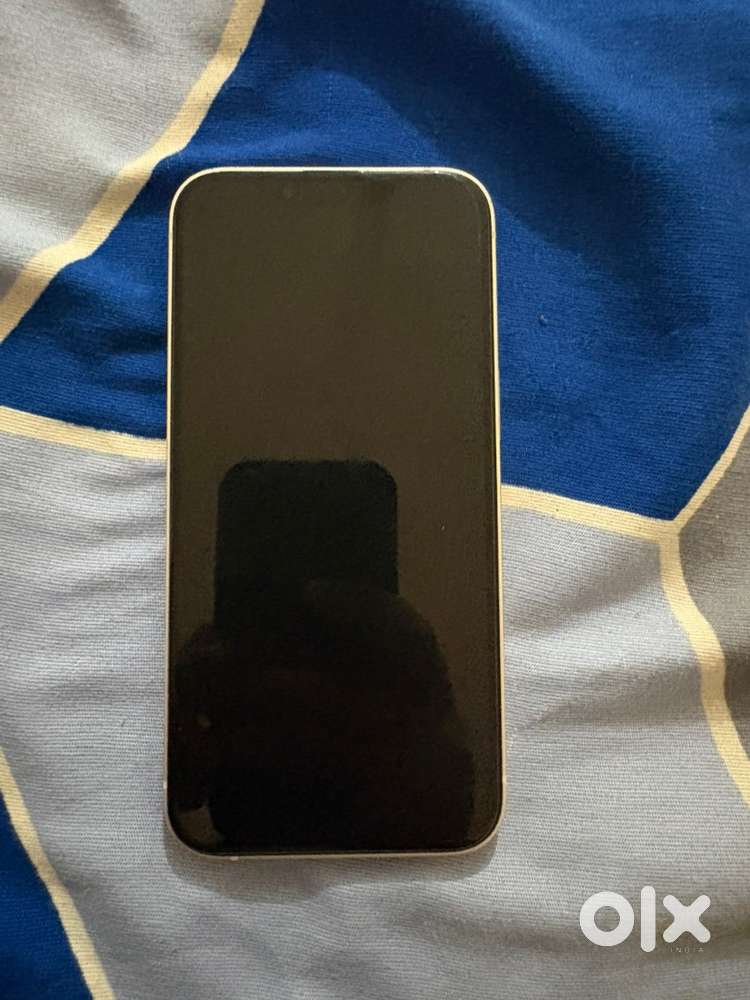 iPhone 13 128gb conduction is very good only battery change