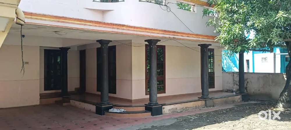 Ground floor for rent