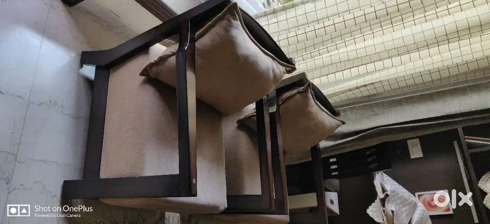 2 chair sturdy heavy and solid