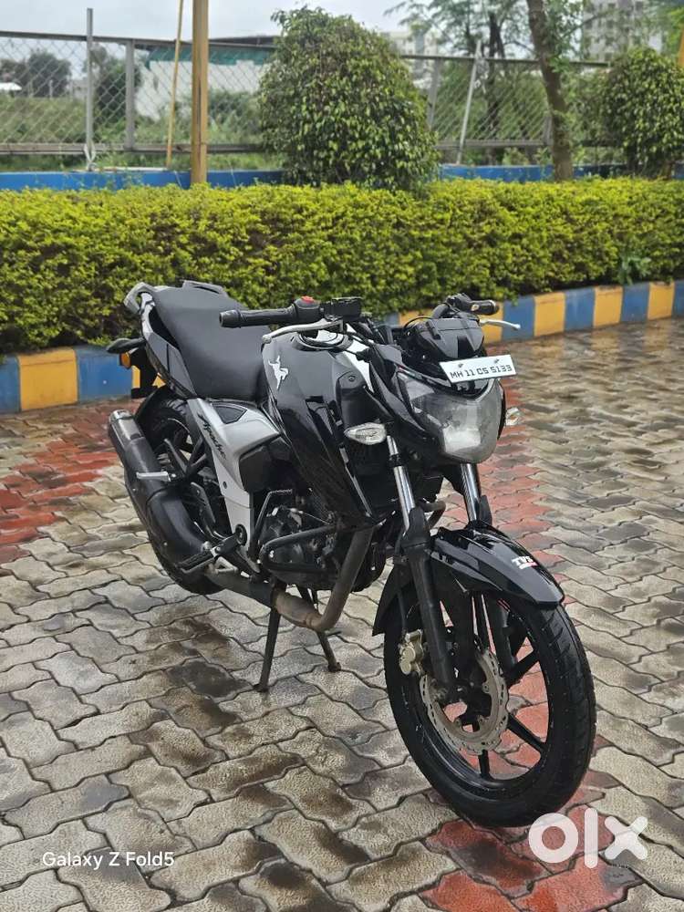 Tvs apache rtr 160
