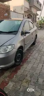 Honda City ZX 2004 Petrol 170000 Km Driven