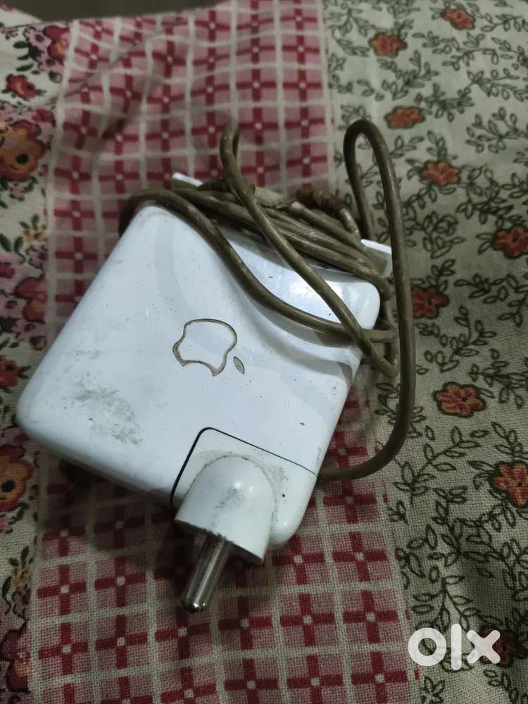 Macbook pro (2015 Model, intal i5 5th gen)