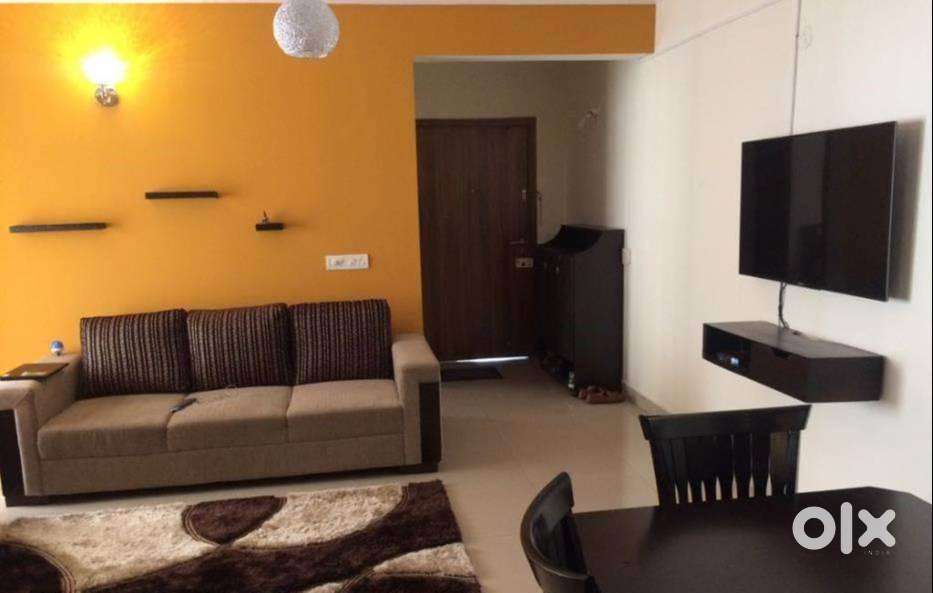 Sparingly used 50 Smart Samsung LED TV with multi options HDMI n USB