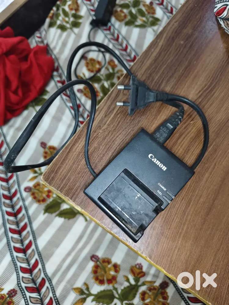 Canon efs 18-55 lens