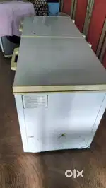Godrej double door deep frizer 510 litre