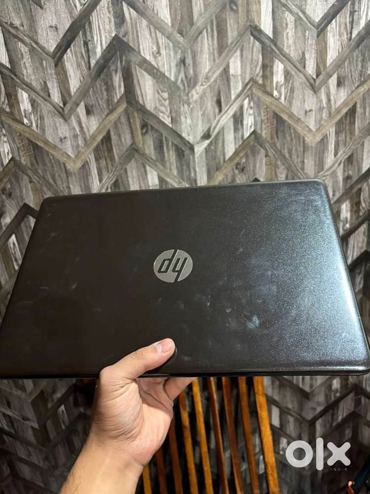 Hp Laptop with installed ssd i3 7th gen