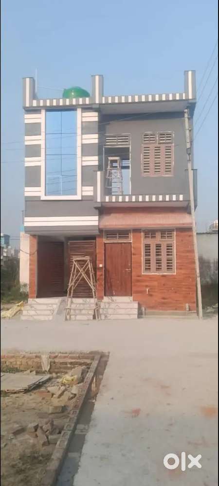House 45sqft length 25 sqft width