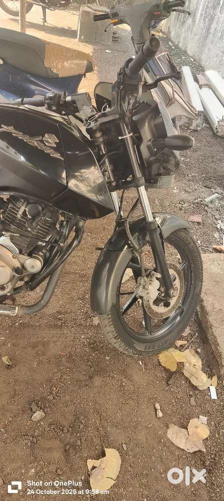 Pulsar 150