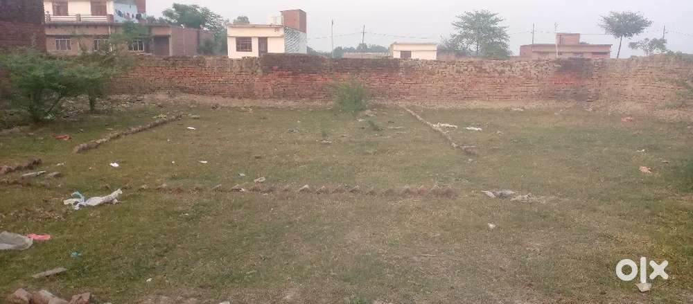 26 bay 40 ka plot hai