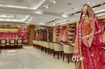 ( HR ASTHA ) लड़के / लड़कियों की SAREE SHOWROOM में आवश्यकता है।.