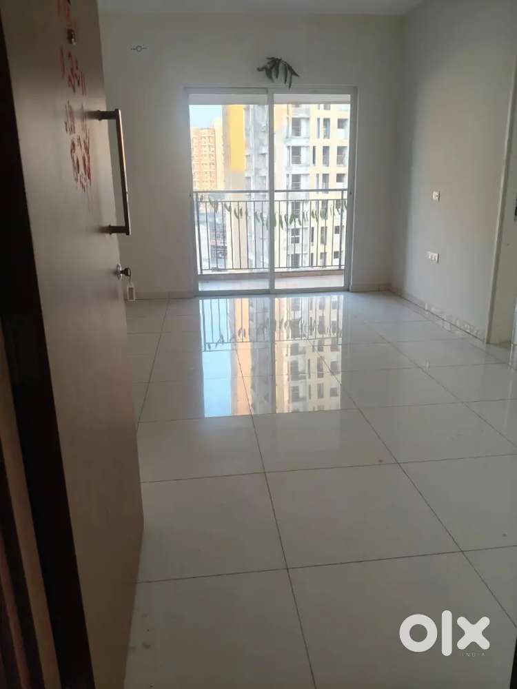 2bhk available for rent in godrej Parkridge manjri