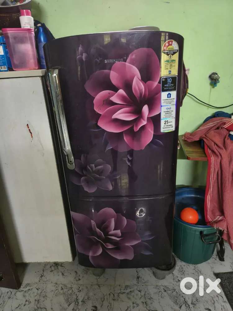 Samsung fridge slightly used good condition